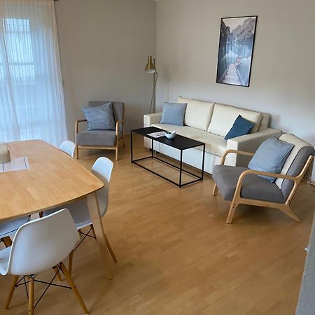 Modern Eingerichtete Wohnung Mit 2 Schlafzimmern Bergen  Bagian luar foto