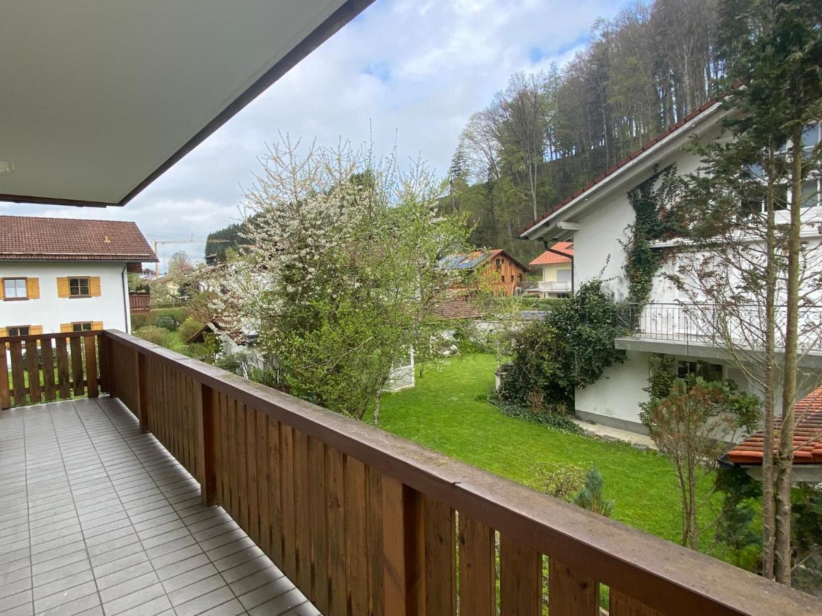 Modern Eingerichtete Wohnung Mit 2 Schlafzimmern Bergen  Bagian luar foto