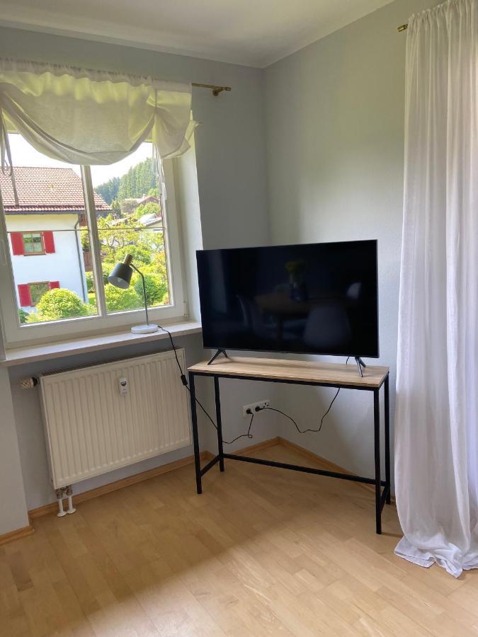 Modern Eingerichtete Wohnung Mit 2 Schlafzimmern Bergen  Bagian luar foto