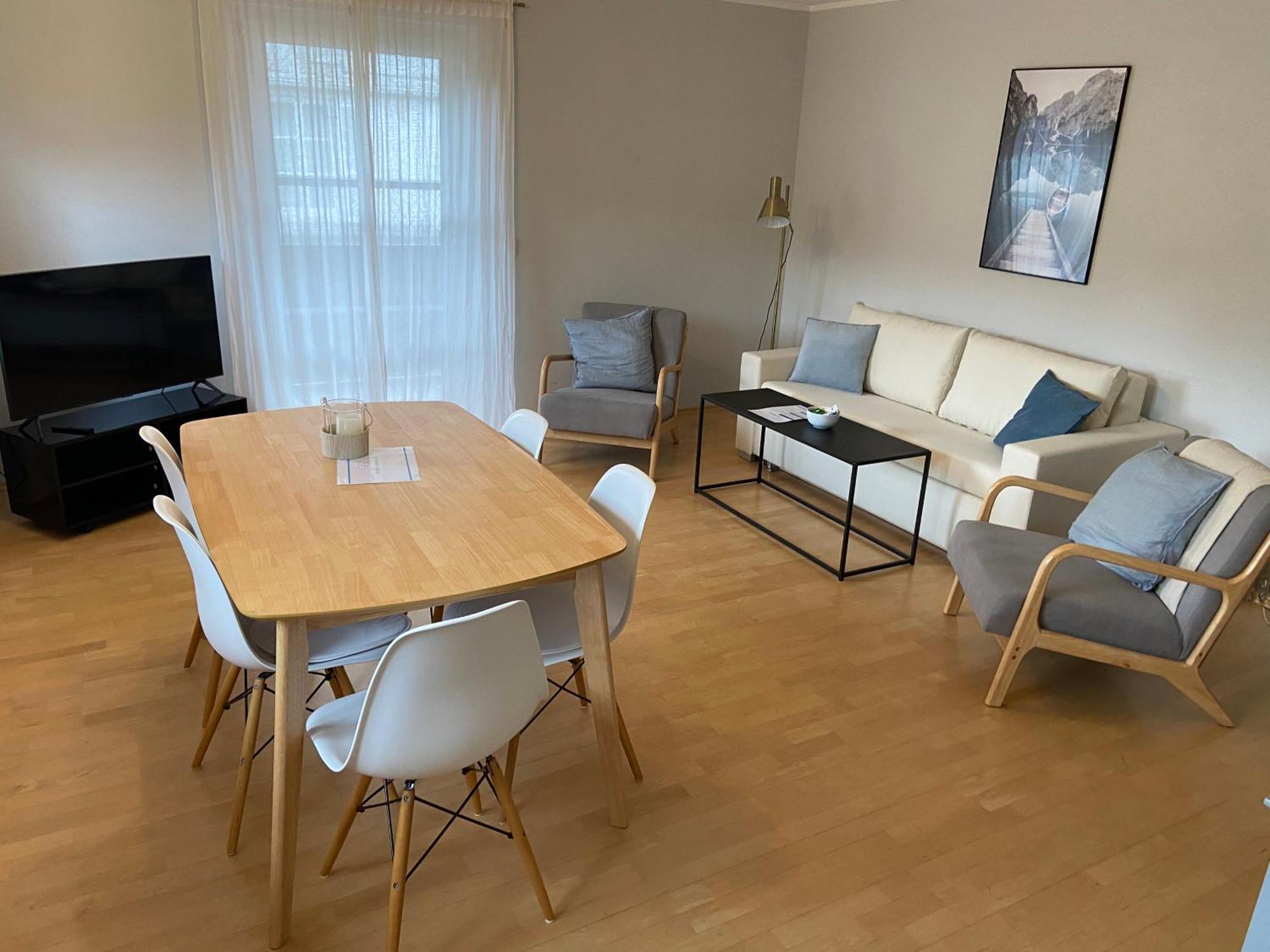 Modern Eingerichtete Wohnung Mit 2 Schlafzimmern Bergen  Bagian luar foto