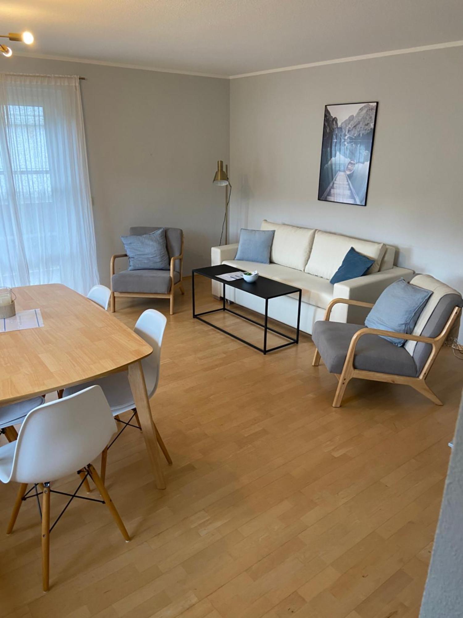 Modern Eingerichtete Wohnung Mit 2 Schlafzimmern Bergen  Bagian luar foto